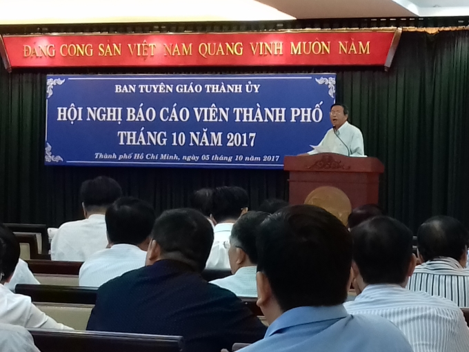 Phó trưởng Ban Tuyên giáo Thành ủy Huỳnh Văn Chúm kết luận Hội nghị.